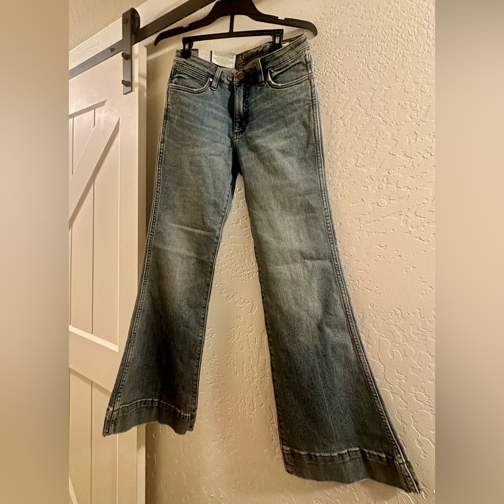 Wrangler Retro-NWT